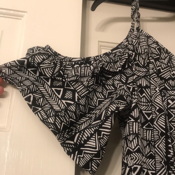 Romper - Picture 2 of 2